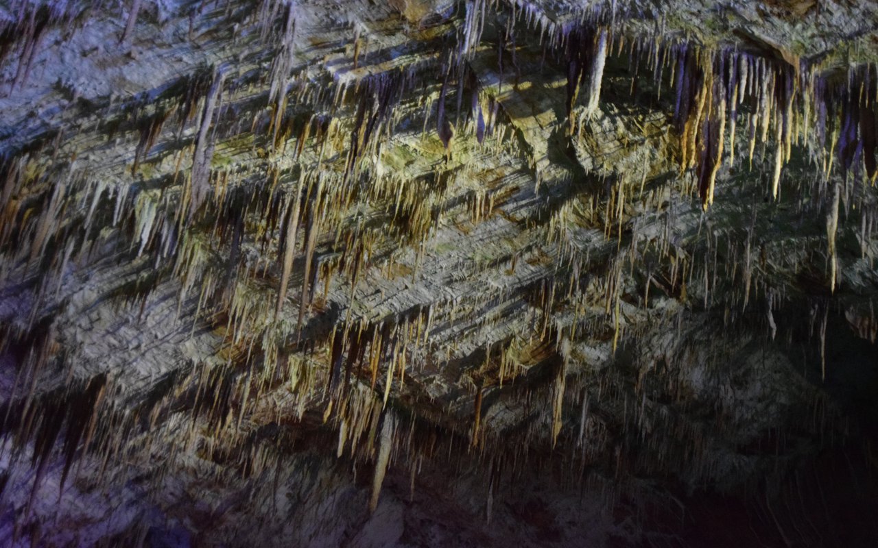 AWAYN IMAGE Prometheus Cave, Imereti