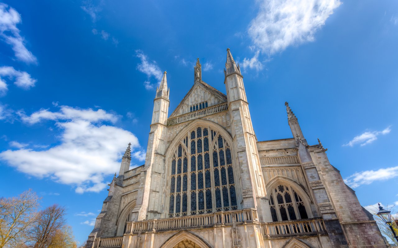 AWAYN IMAGE Visited the Winchester Cathedral, Hampshire