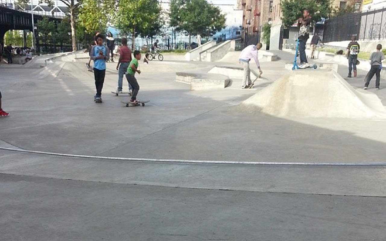 AWAYN IMAGE Skate Park Bronx