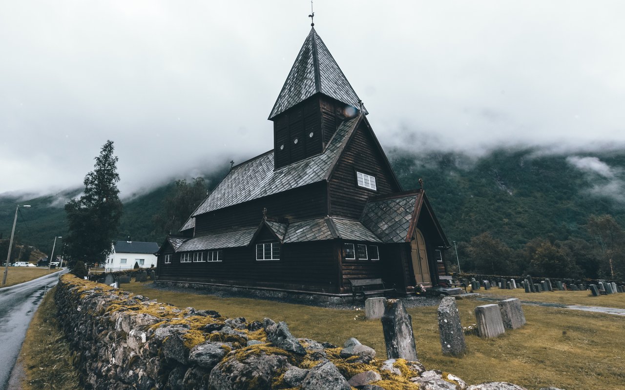 AWAYN IMAGE Visit Borgund Stave Church